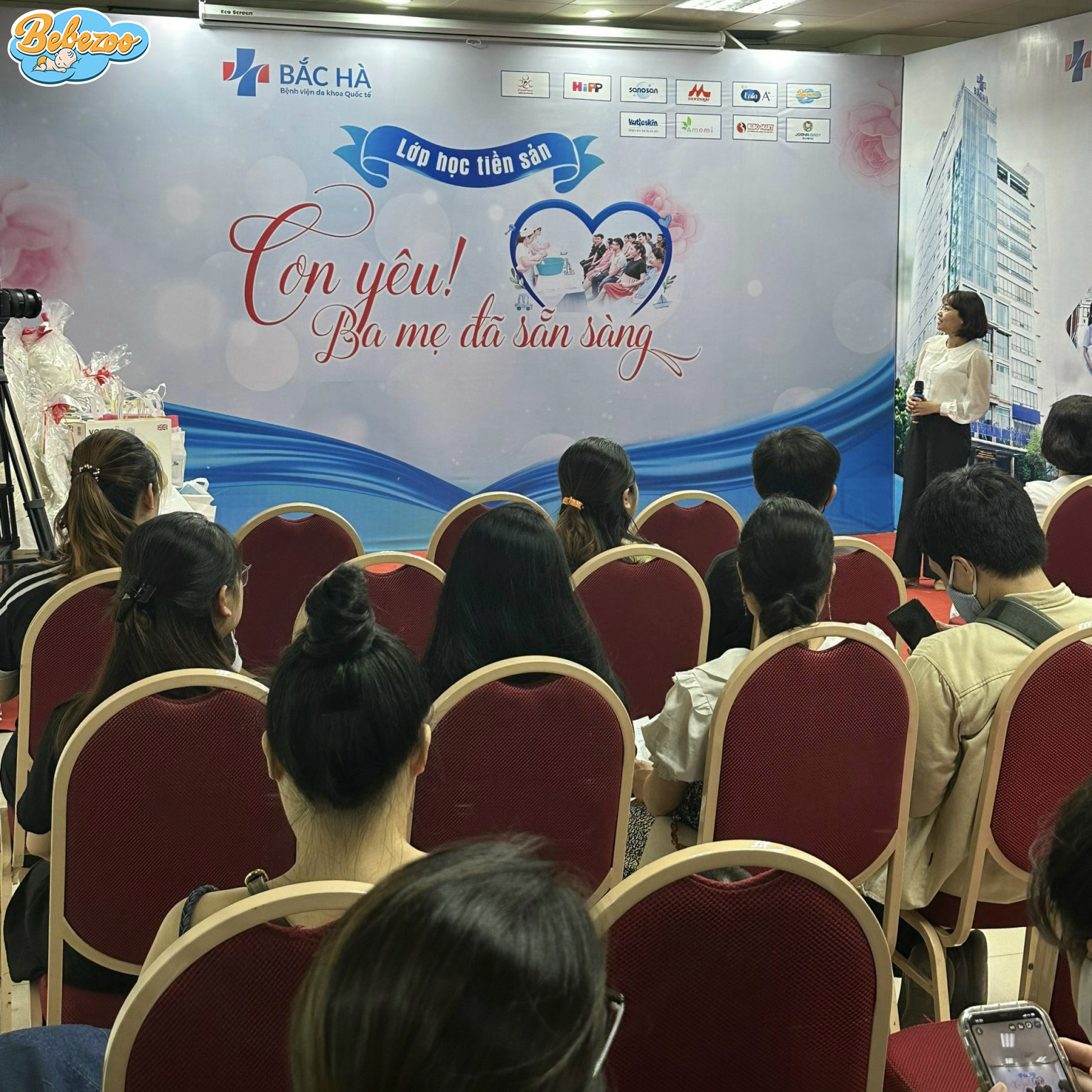 Không Khí Hào Hứng, Chờ Đón Các Hoạt Động Thú Vị